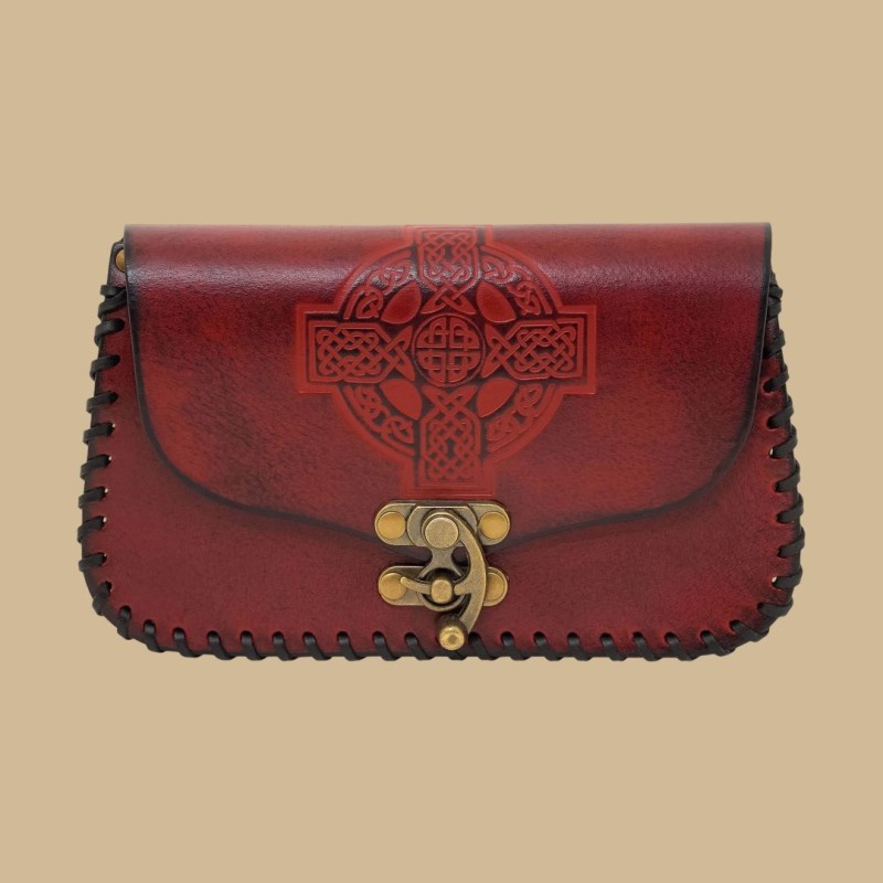 Pochette rouge croix celtique